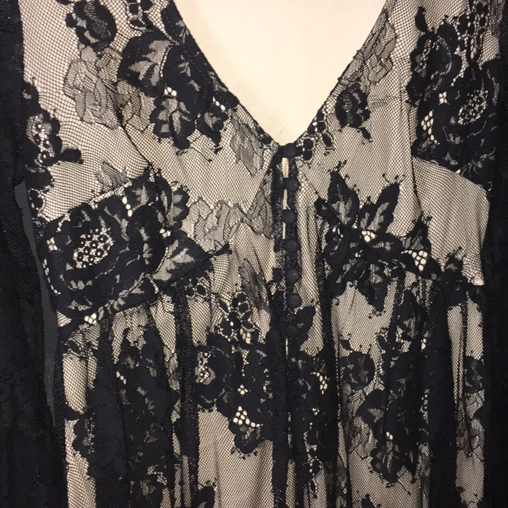 Tunic - Picture 3 of 3